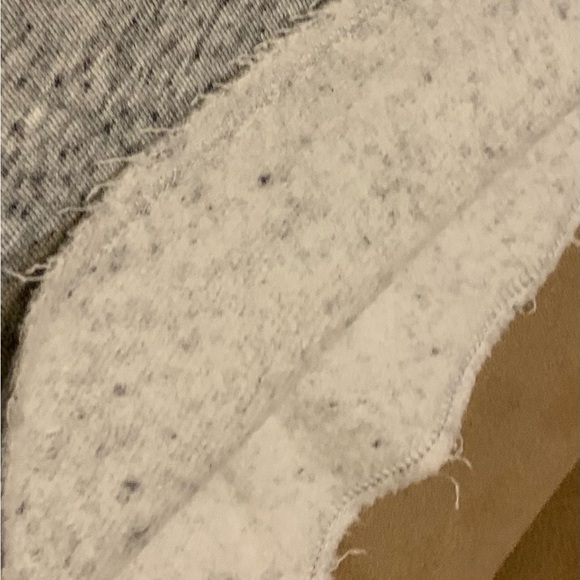 VS PINK PURDUE Cropped Hoodie - Picture 4 of 6